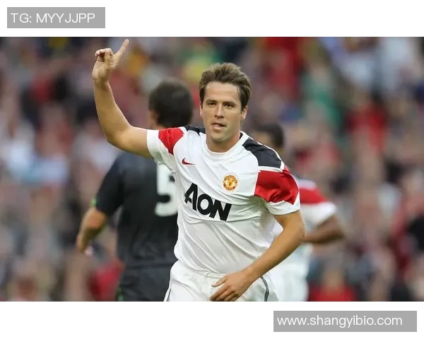 搞笑足球明星在球场上的奇趣瞬间大盘点与精彩PS创意展示